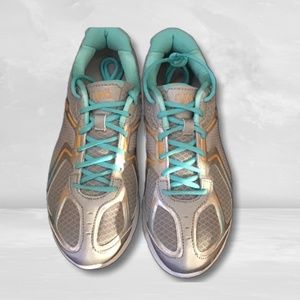 Ryka “Made For Women”  Size 6 Walking Shoe. Brand New in the Box.